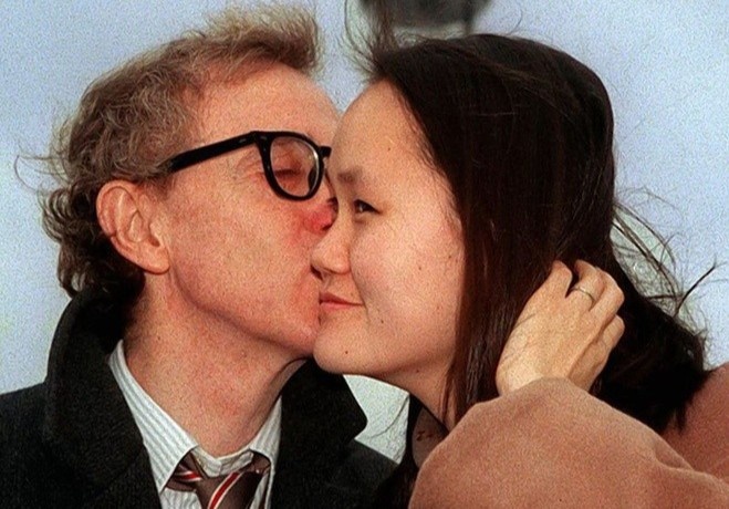 Dao dien noi tieng bo nguoi tinh, cuoi con gai nuoi kem 35 tuoi hinh anh