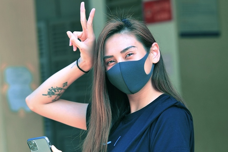 'Toi song khac, quen minh la nguoi noi tieng sau 14 ngay cach ly' hinh anh