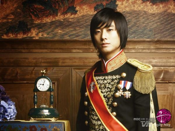 Quan vuong bat diet anh 15