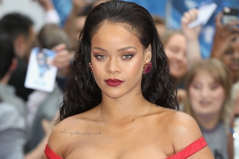 Bieu tuong goi cam bam dap vi yeu nham ke vu phu hinh anh