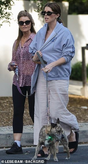 chris patt va Katherine Schwarzenegger co con anh 1