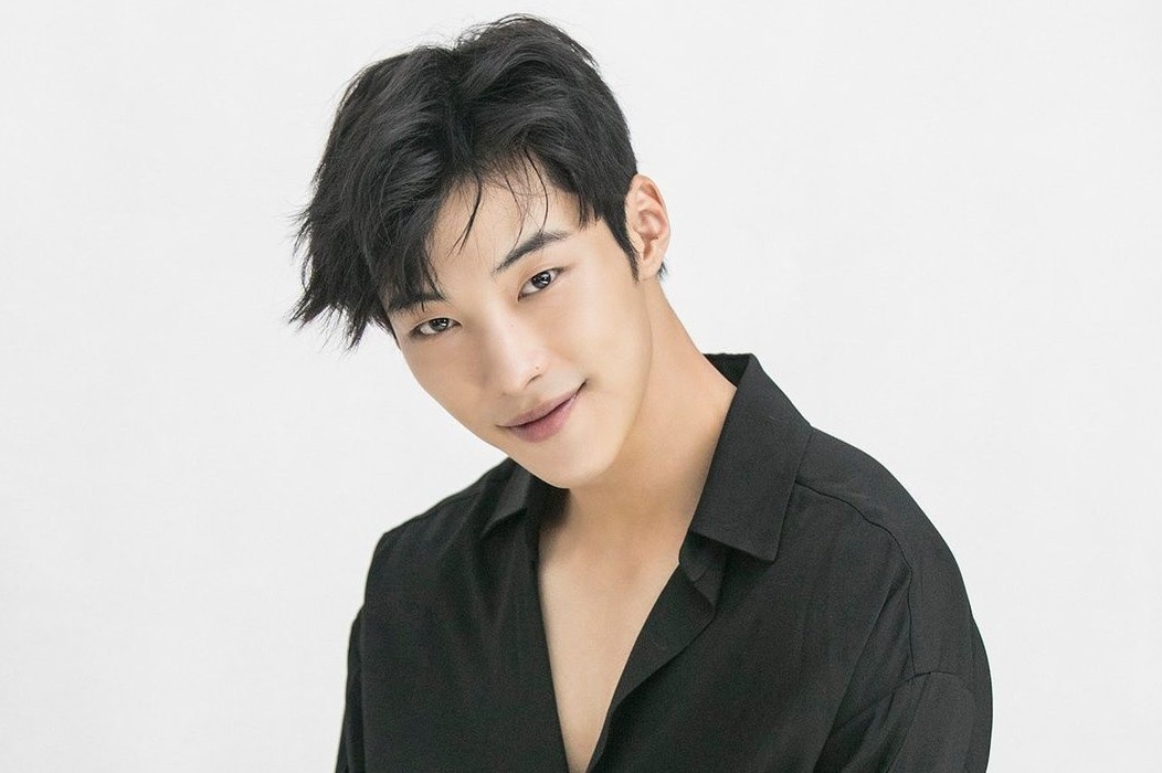 Nam Do Hwan - nam phu duoc khen dien xuat tot hon Lee Min Ho hinh anh