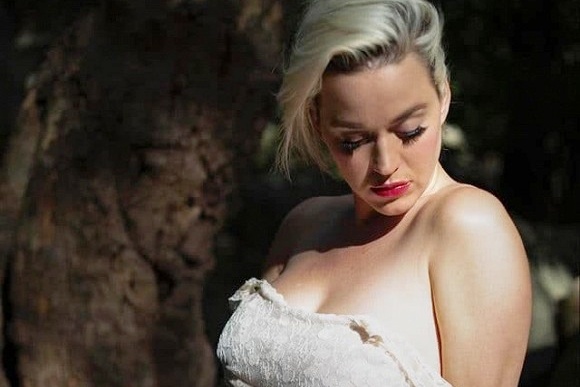 Katy Perry khoe bung bau 8 thang trong MV moi hinh anh
