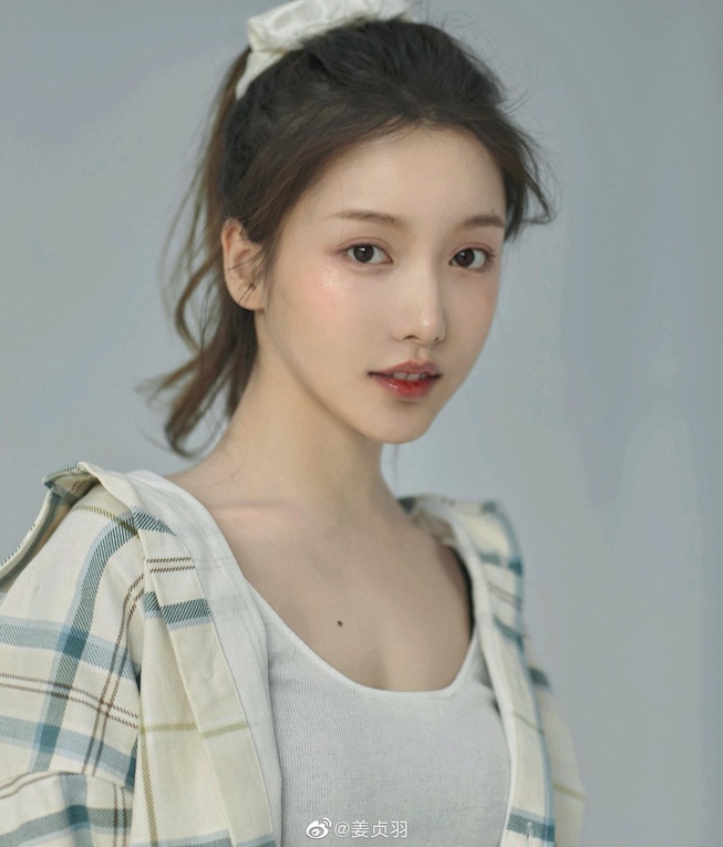 nhan sac Khuong Trinh Vu anh 10