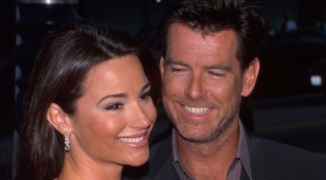 Vo chong diep vien 007 va nhung cap sao gan bo vai chuc nam hinh anh