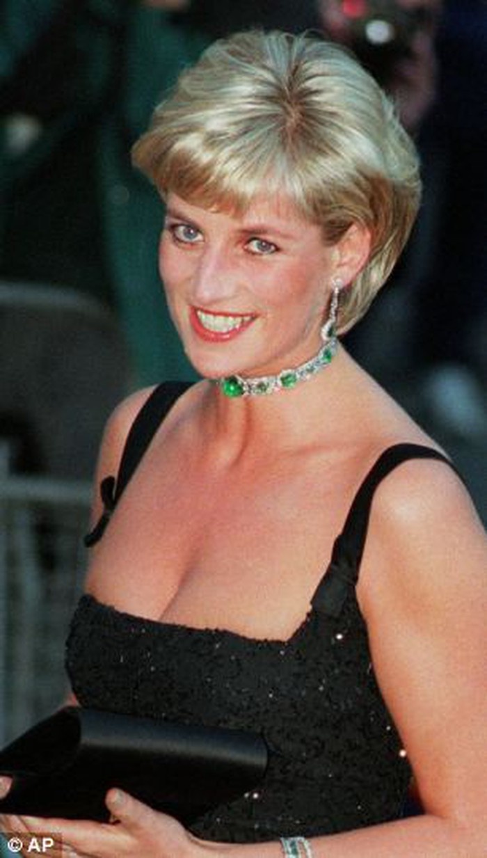 Kristen Stewart dong vai cong nuong Diana anh 8