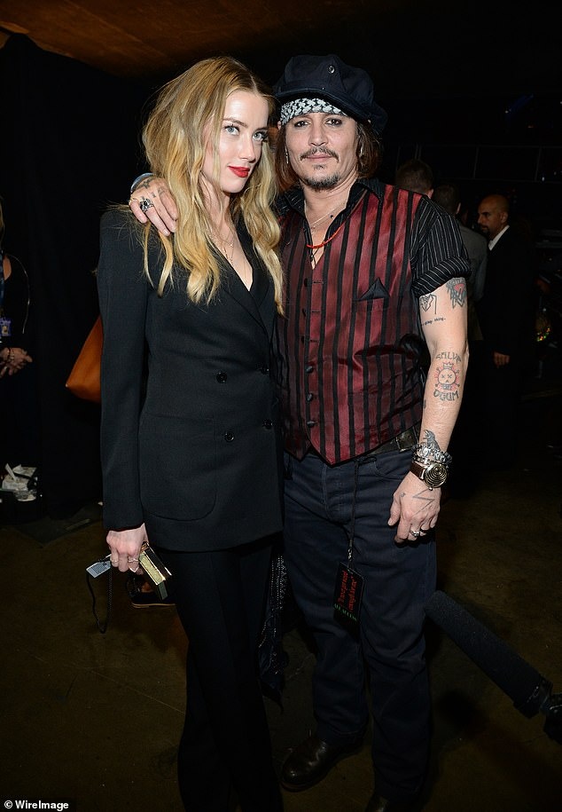 Johnny Depp danh vo anh 1