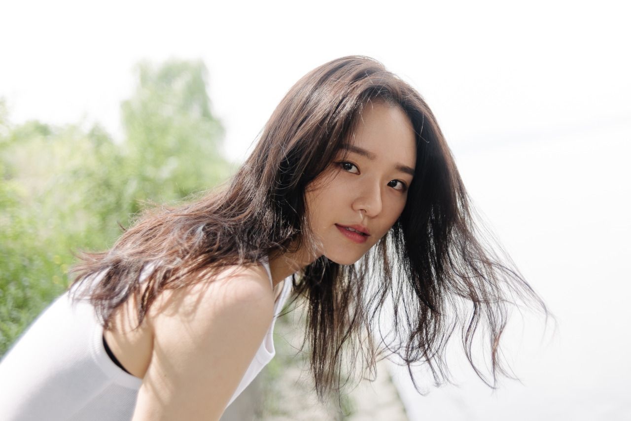 Sao nu hai mat bi ghet nhat 'Dien thi co sao' hinh anh