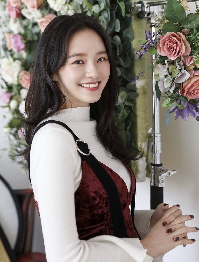 Nữ phụ bị ghét trong Điên thì có sao ảnh 11 Nu phu bi ghet trong Dien thi co sao anh 11