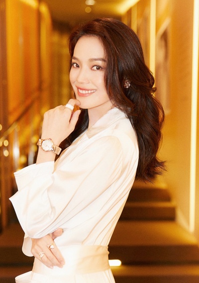 Thư Kỳ bỏ nhà từ năm 15 tuổi ảnh 2 Thu Ky bo nha tu nam 15 tuoi anh 2