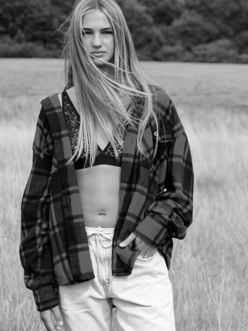 Mia Moocher bạn gái Romeo Beckham ảnh 12 Mia Moocher ban gai Romeo Beckham anh 12