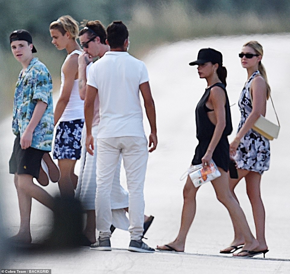 gia dinh David Beckham den Italy anh 3