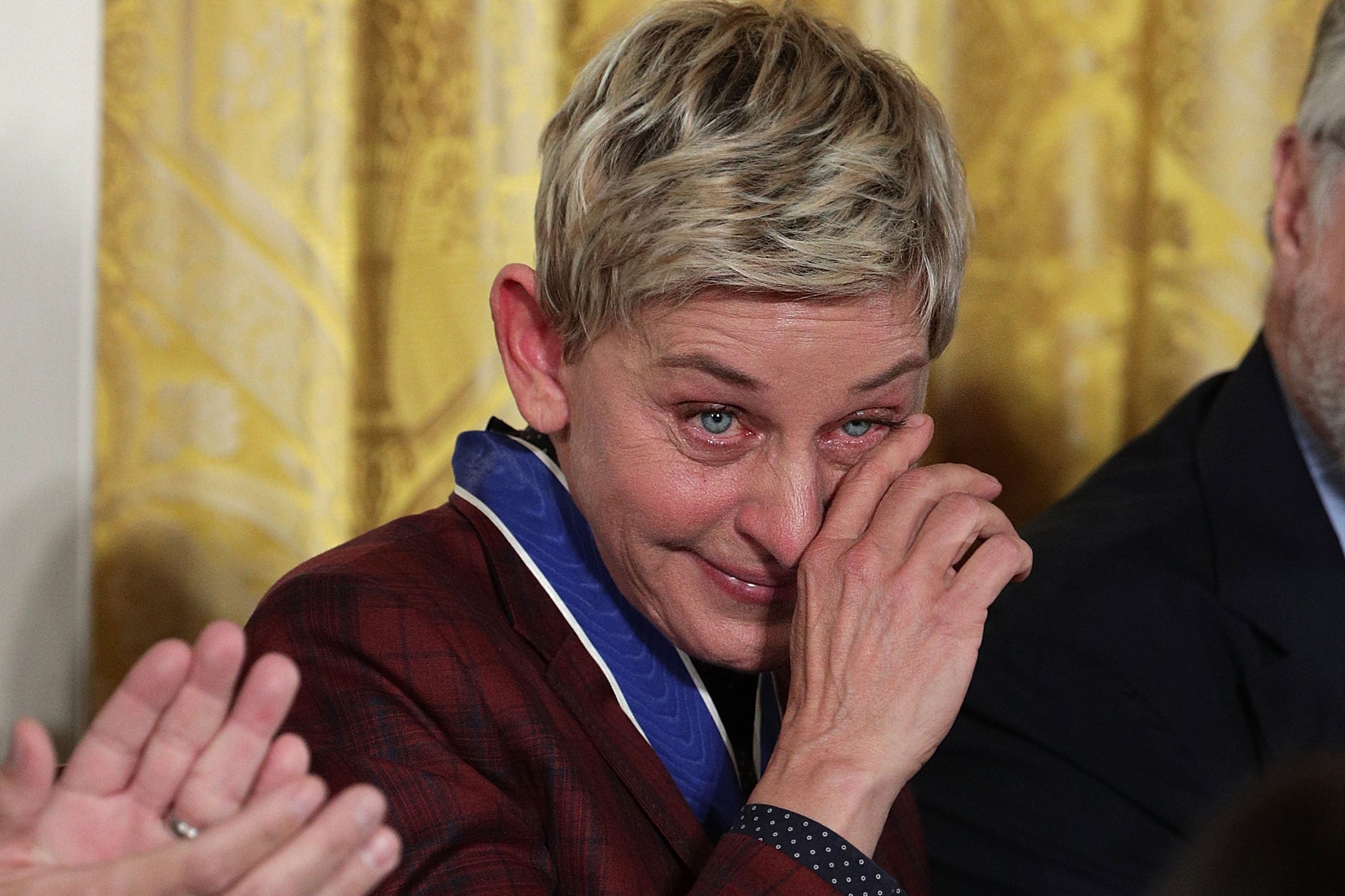 Nha MC lam chieu Ellen DeGeneres bi trom dot nhap hinh anh