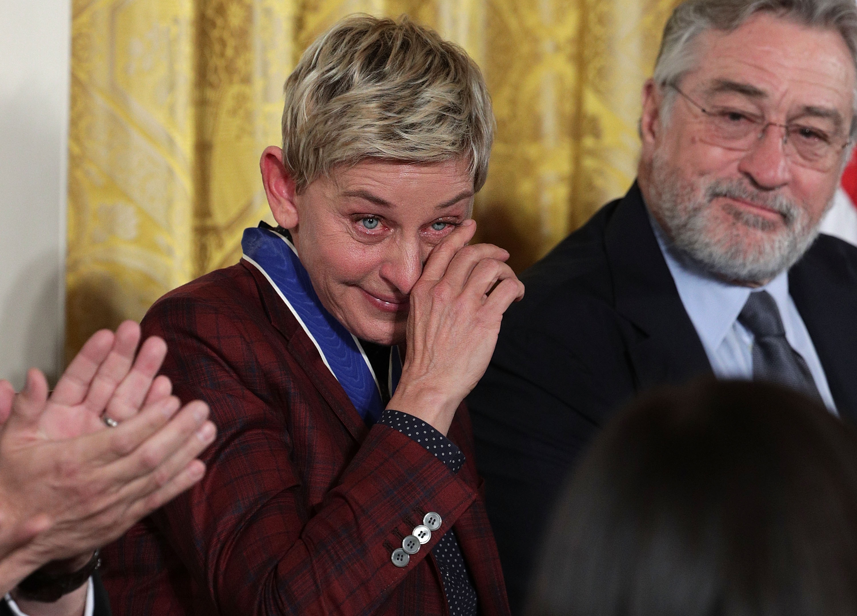 MC Ellen Degenres bi trom dot nhap anh 1