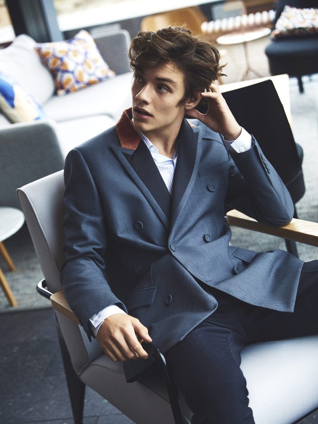 Louis Partridge phim Enola Holmes anh 10