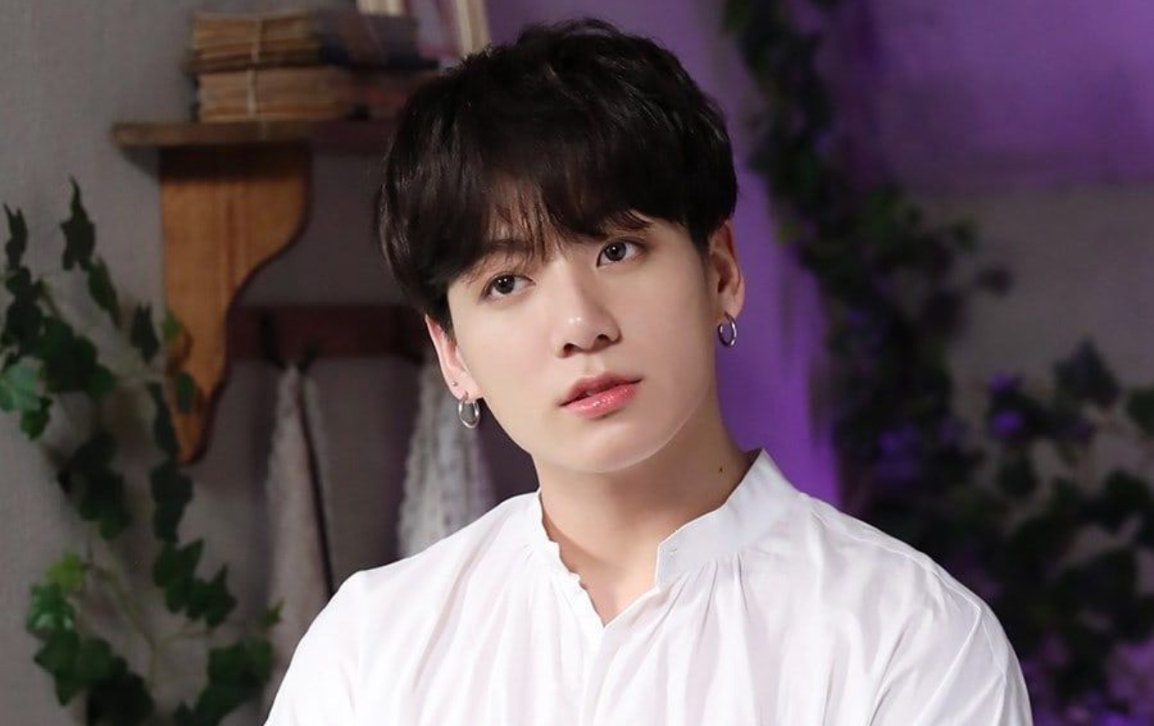 Jung Kook vuot mat Lisa anh 17