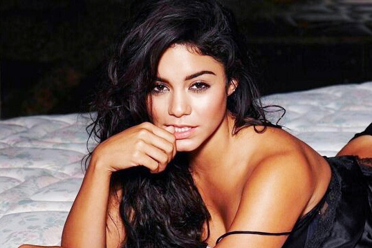 Cong chua Disney doc than, quyen ru sau vai cuoc tinh khong thanh hinh anh