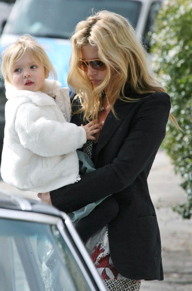 con gai Kate Moss anh 2