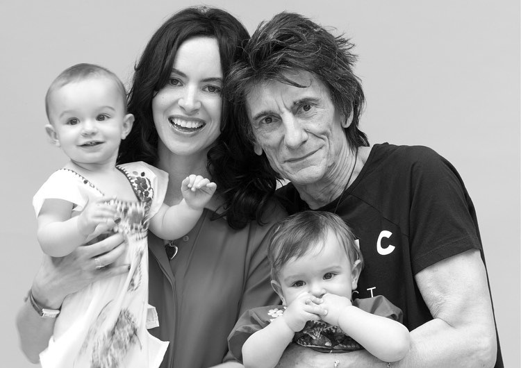 Ronnie Wood va ba xa kem 30 tuoi anh 6