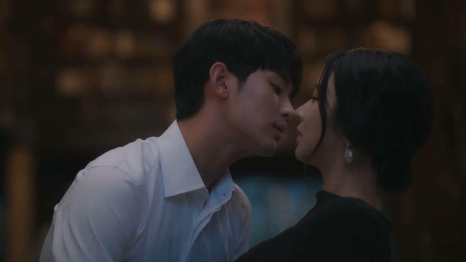 Kim Soo Hyun hôn Seo Ye Ji ảnh 1 Kim Soo Hyun hon Seo Ye Ji anh 1