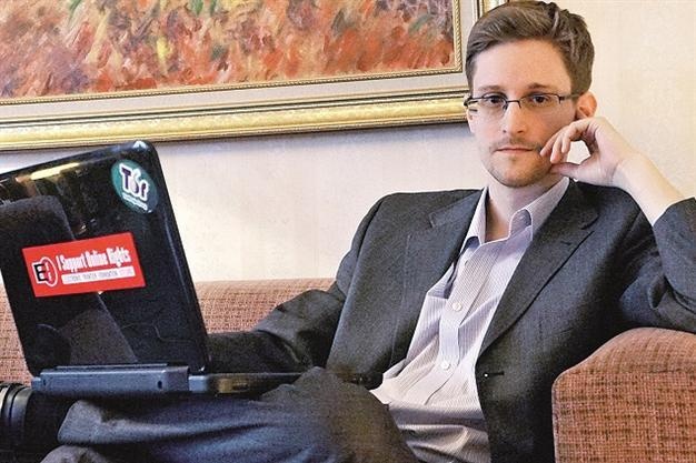 Edward Snowden tren phim anh 5