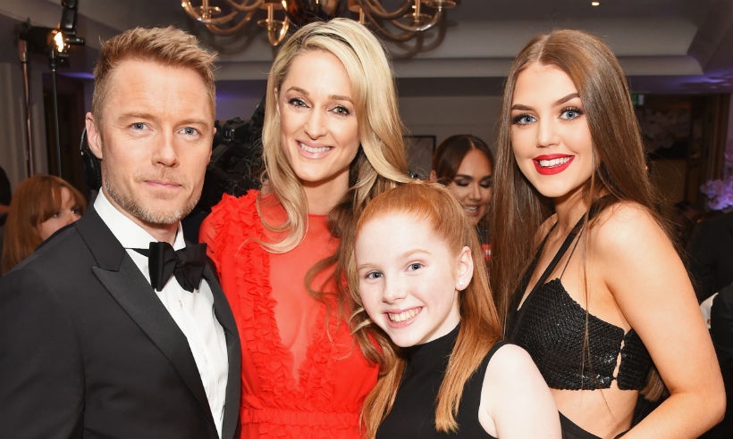 con gai ca si Ronan Keating anh 15