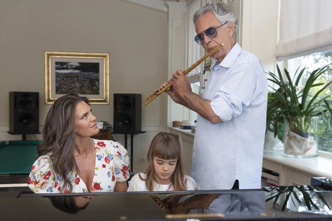 danh ca mu va vo kem 25 tuoi anh 6