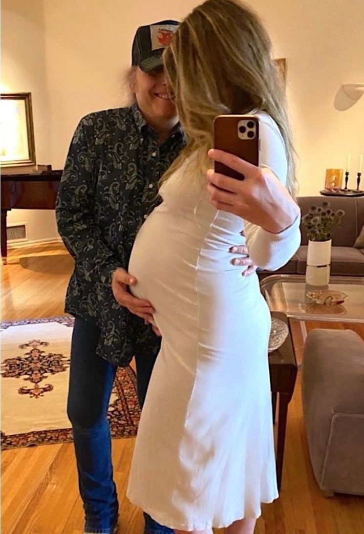 ca si sinh con dau long o tuoi 63 anh 2