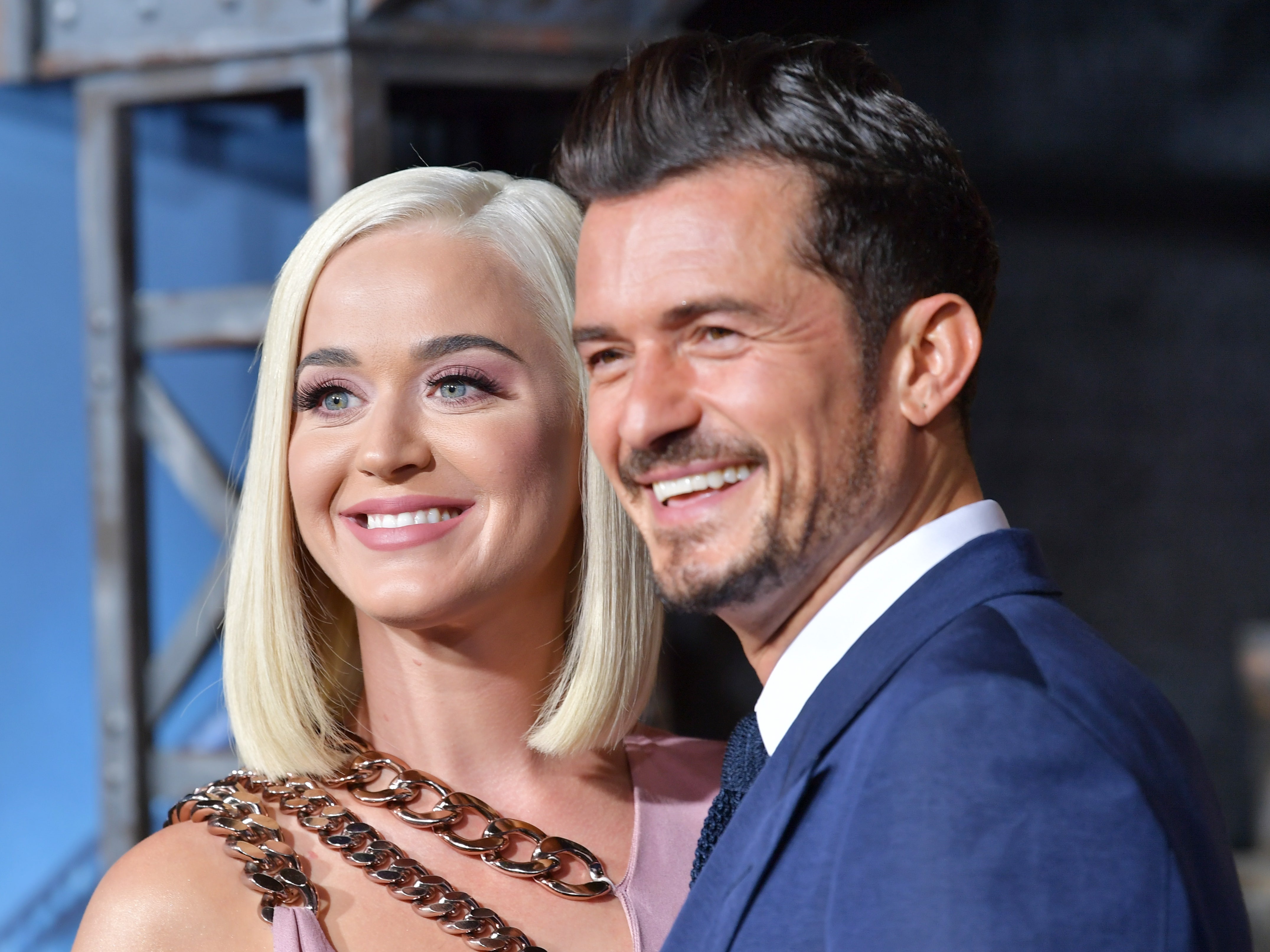 Katy Perry sinh con anh 2