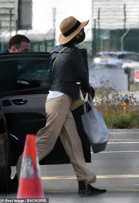 ban gai Brad Pitt anh 1