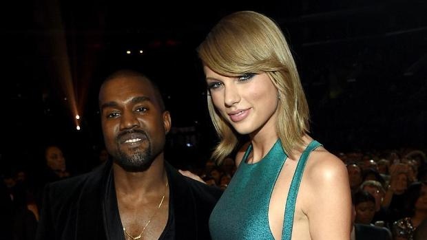 Kanye West cuop mic Taylor Swift anh 2