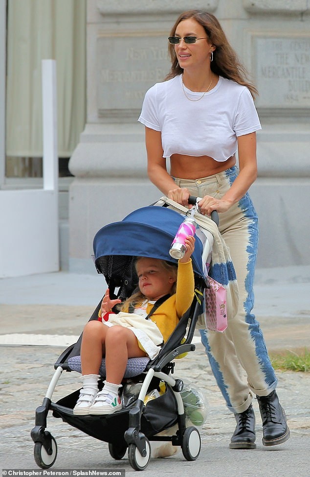 Bradley Cooper va ban gai Irina Shayk anh 2