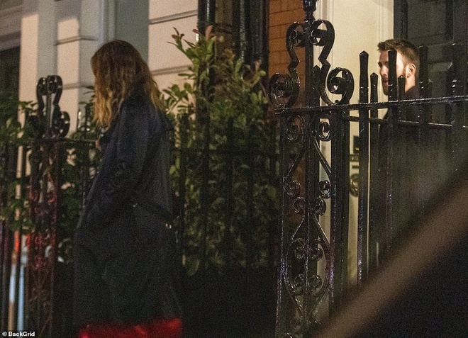 Lily James xuat hien tren tap chi anh 14