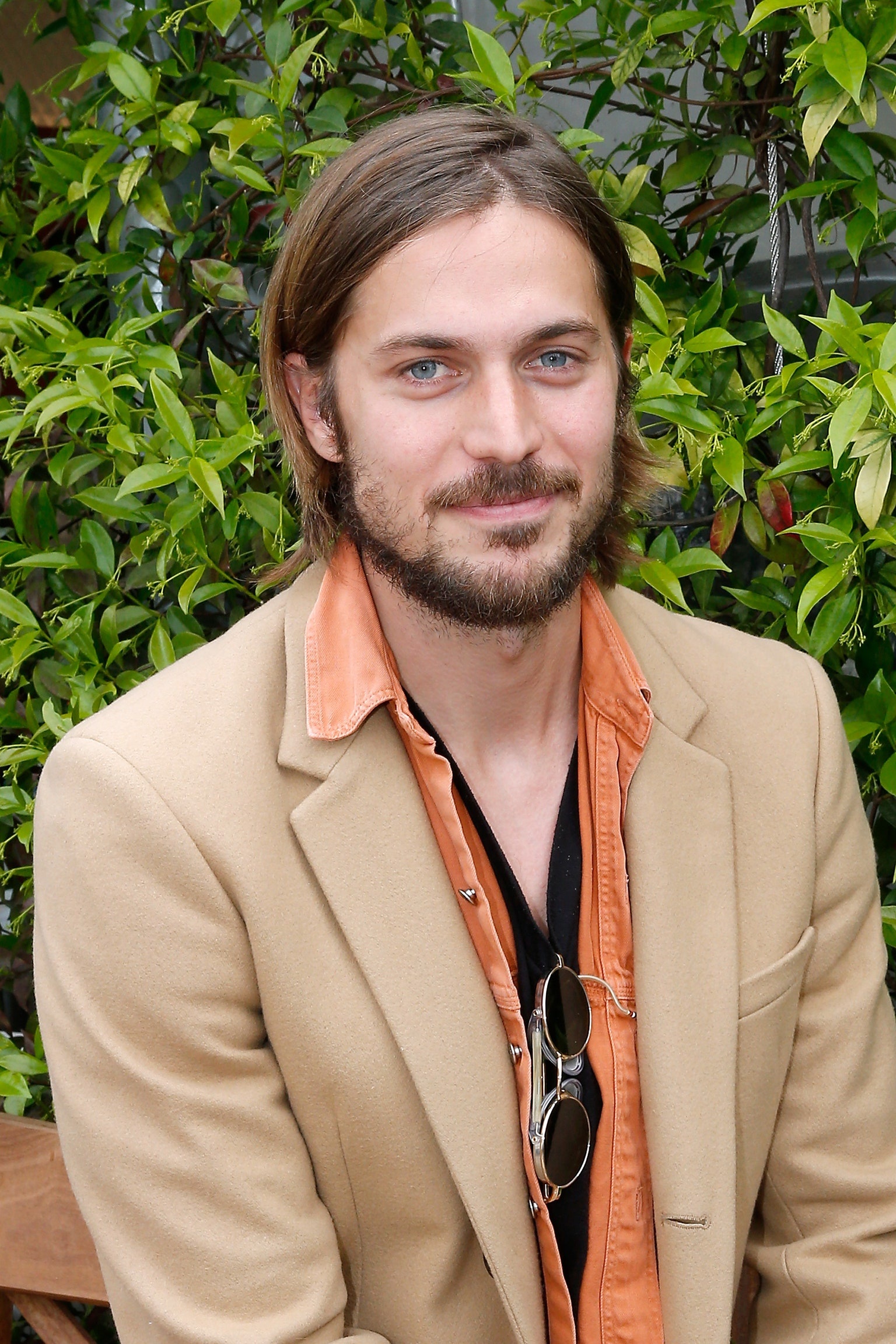 Emily in Paris ảnh 16 Emily in Paris anh 16