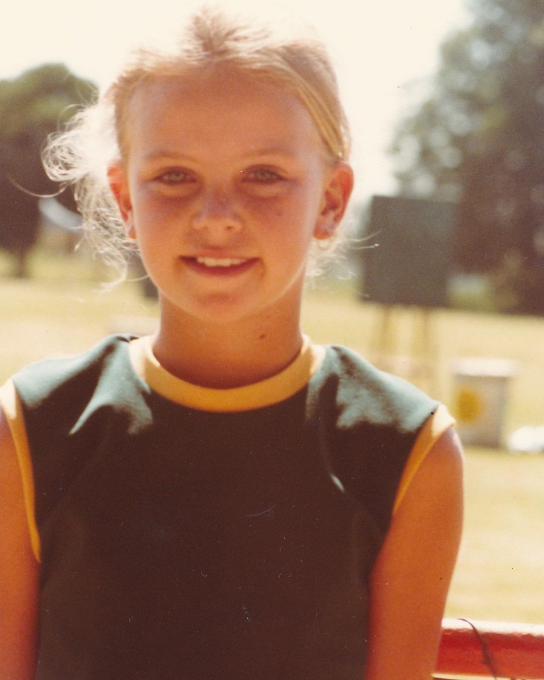 Charlize Theron ngày bé ảnh 1 Charlize Theron ngay be anh 1