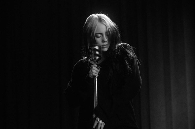 Billie Eilish dien ao hai day anh 9