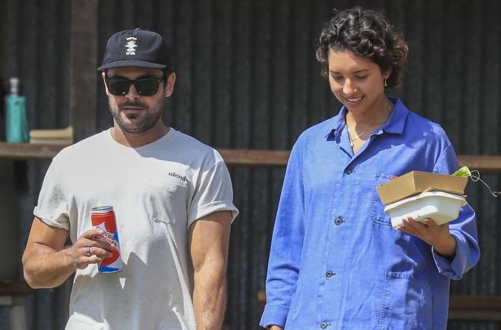 Zac Efron muon dinh cu Australia vi Vanessa Valladares hinh anh