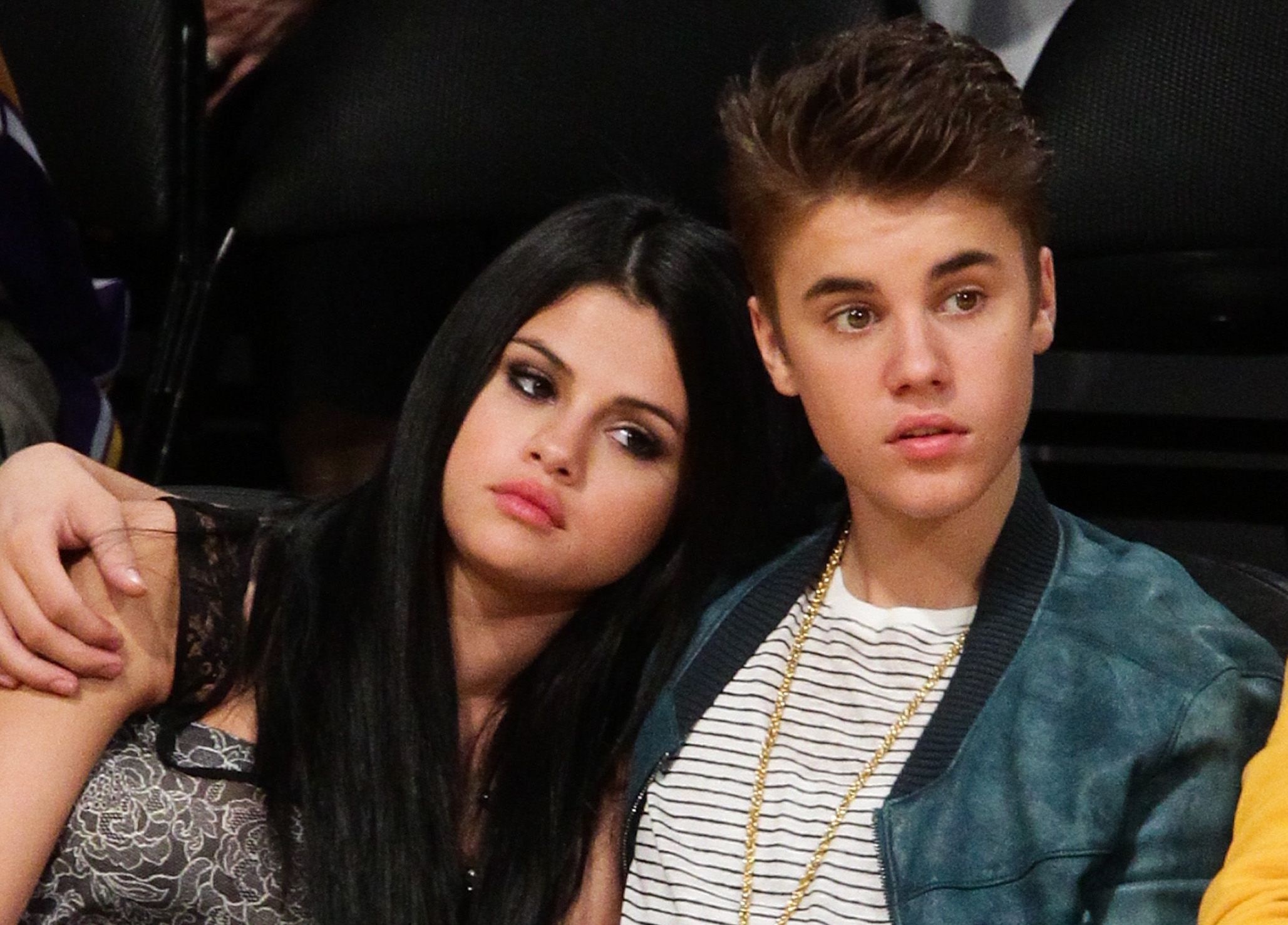 Justin Bieber noi bong gio ve Selena Gomez hinh anh