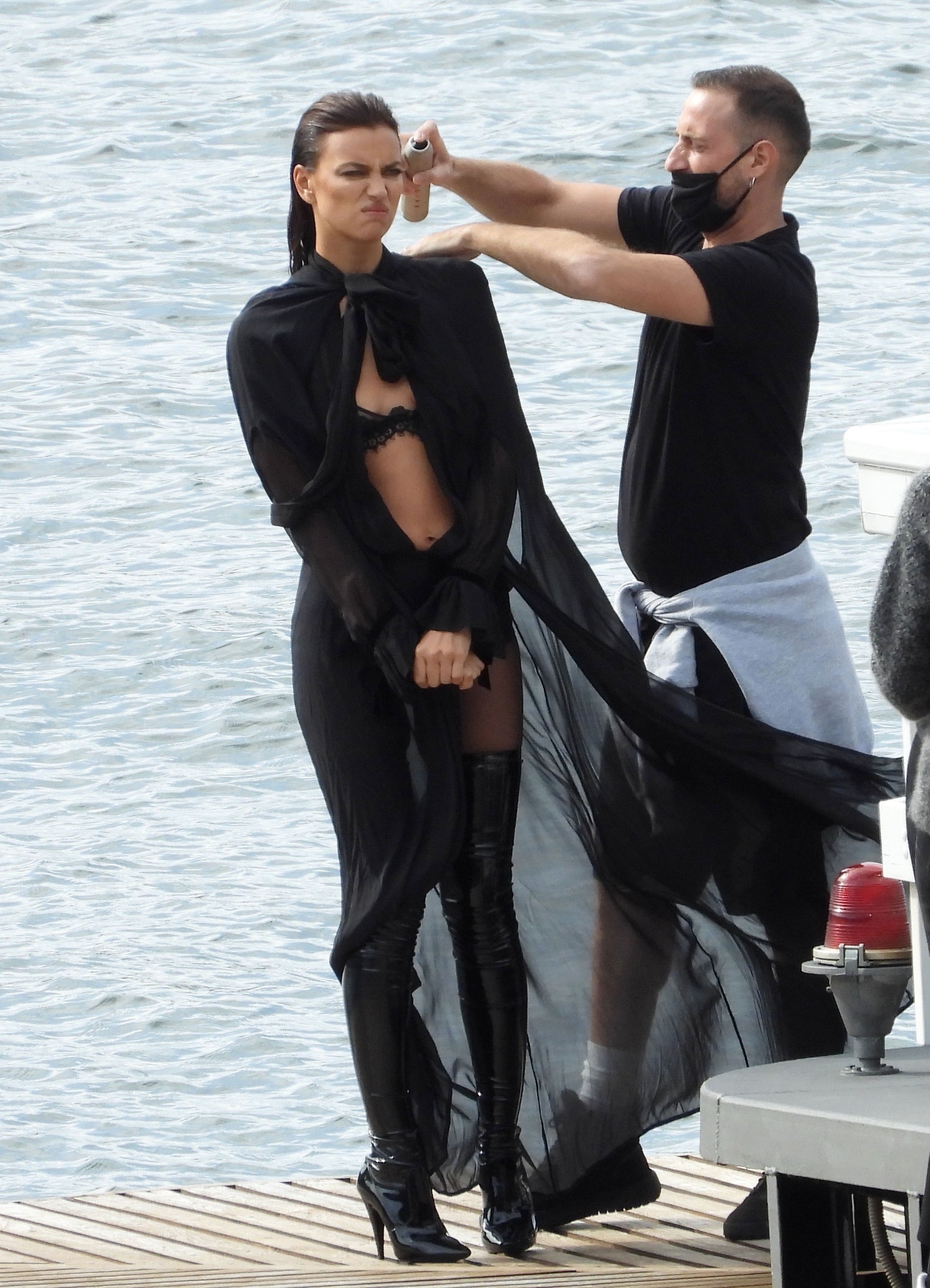 Irina Shayk khoe dáng ảnh 8 Irina Shayk khoe dang anh 8