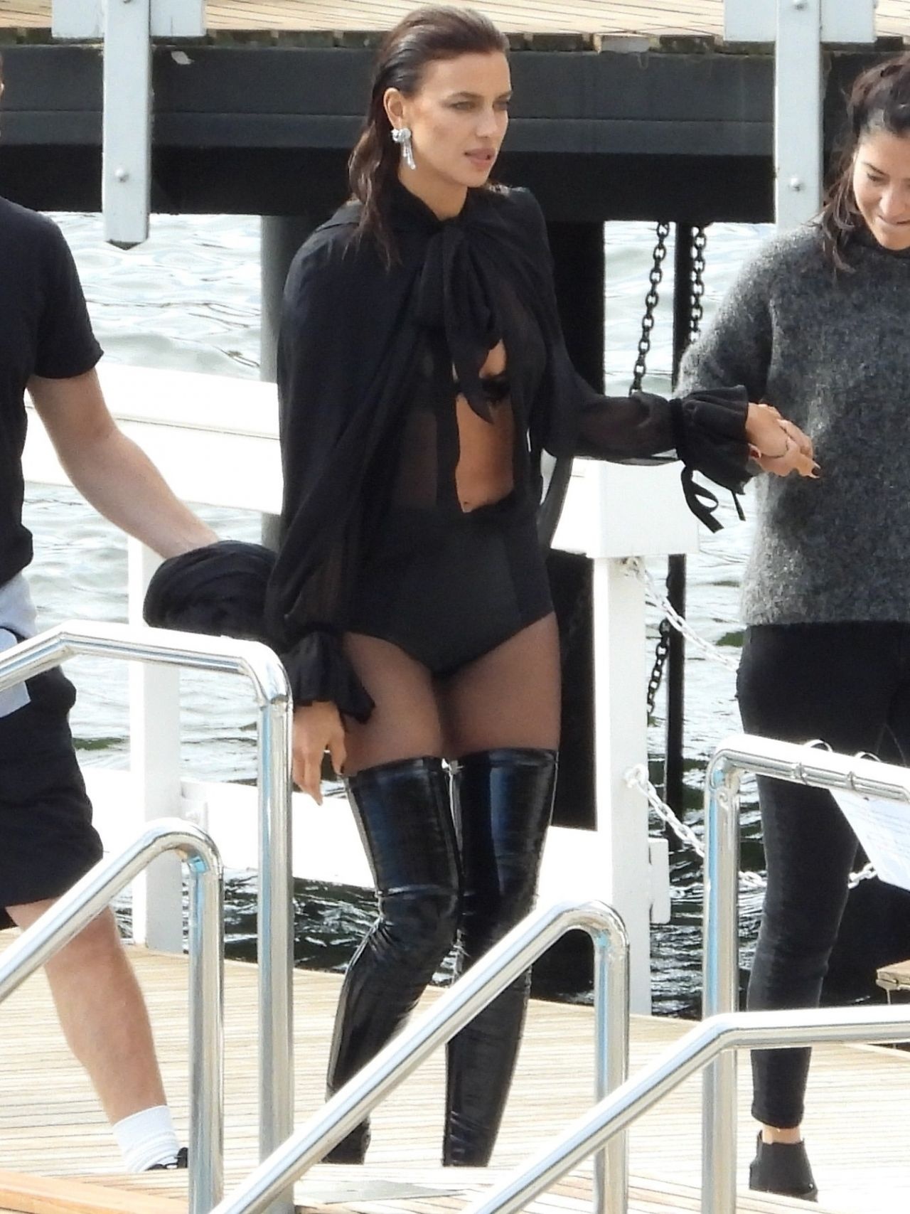 Irina Shayk khoe dáng ảnh 6 Irina Shayk khoe dang anh 6