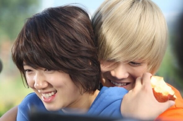 Sao Han than thiet voi ban dien nam anh 4