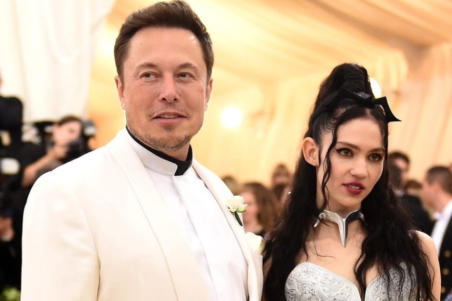 Ban gai Elon Musk mac Covid-19 hinh anh