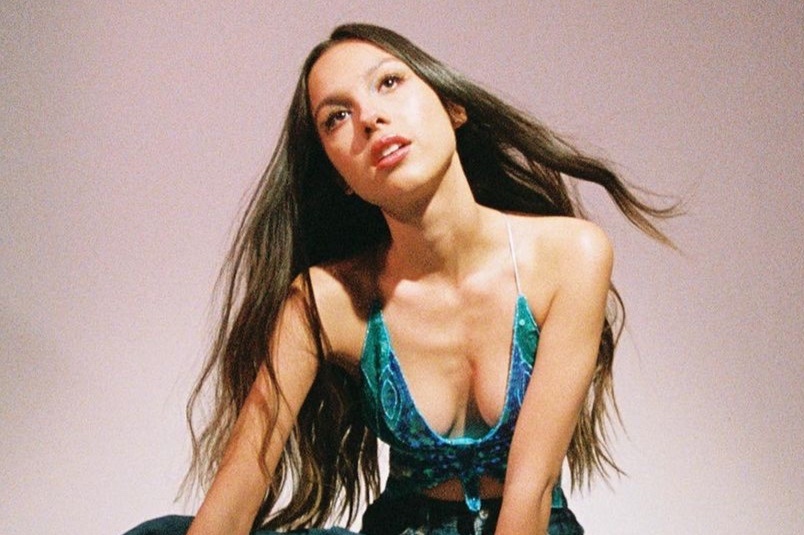 Co gai 17 tuoi dang la hien tuong am nhac toan cau hinh anh