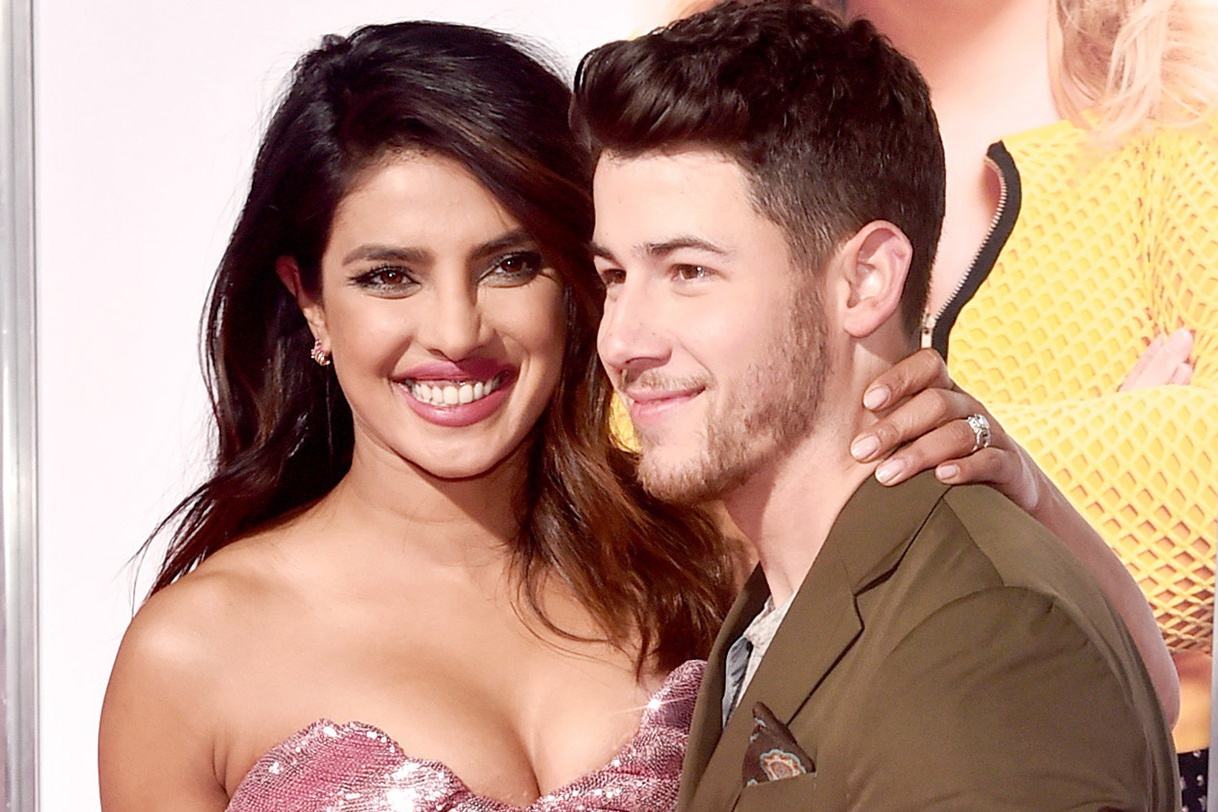 Hoa hau Priyanka Chopra thu nhan bua bon hon chong hinh anh