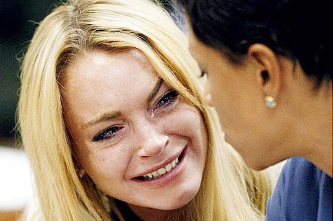 Qua khu nghien ngap cua Lindsay Lohan bi dao boi hinh anh