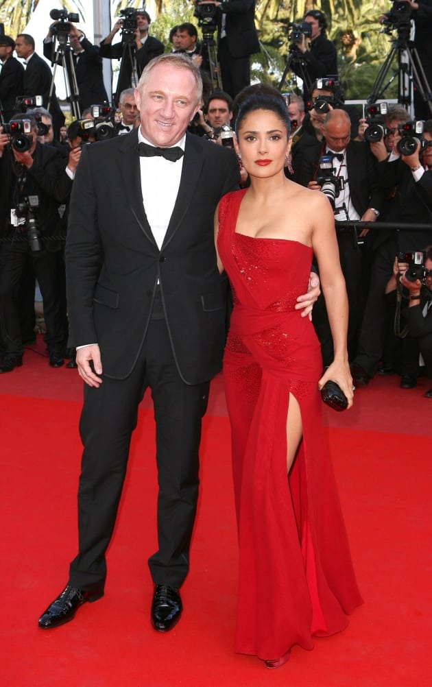 Salma Hayek lay chong ty phu anh 1