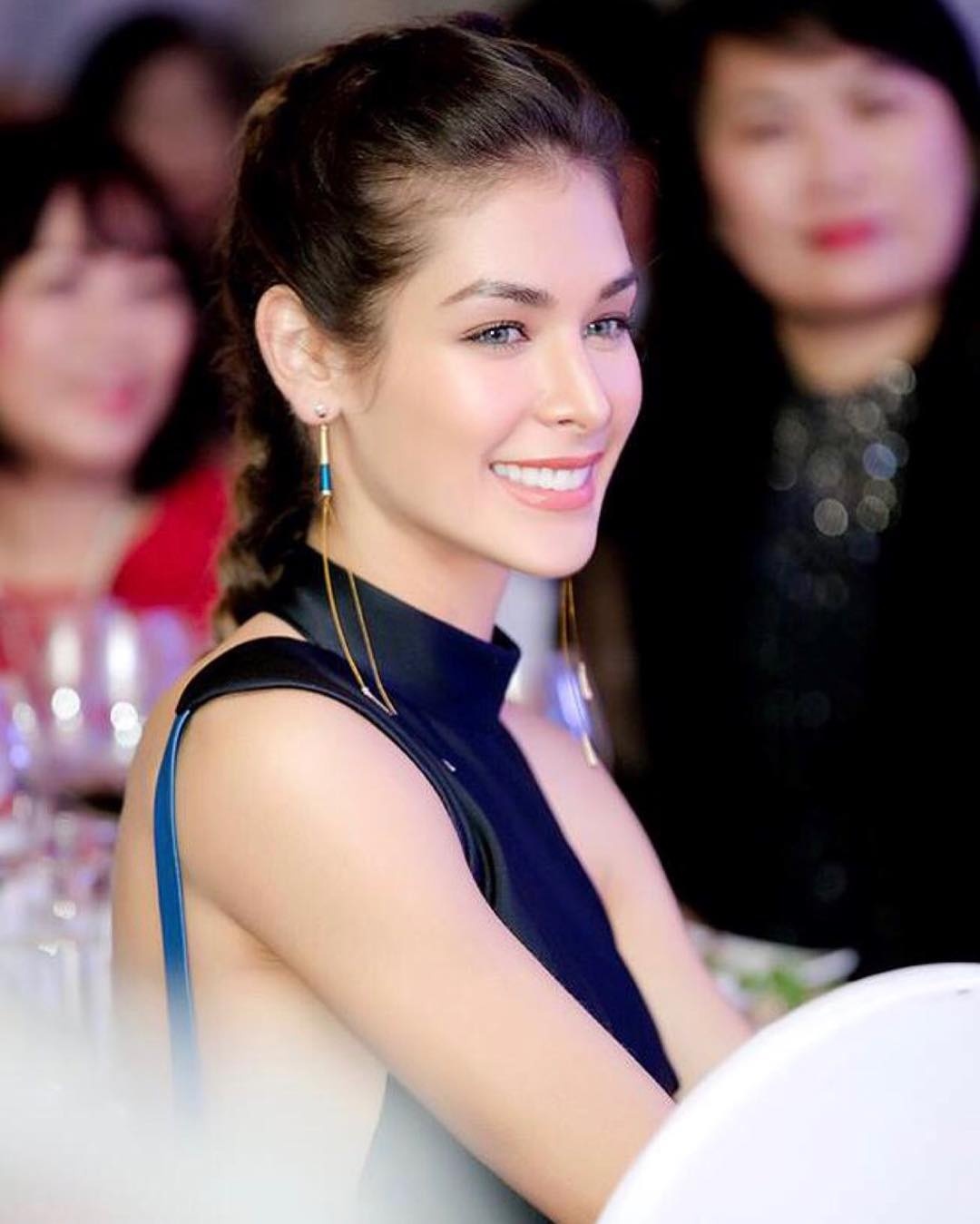 hoa hau Dayana Mendoza anh 4