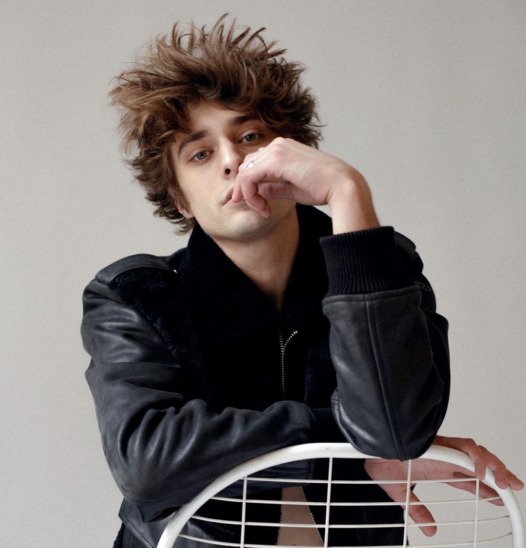 dien vien duoc so sanh voi Robert Pattinson anh 6