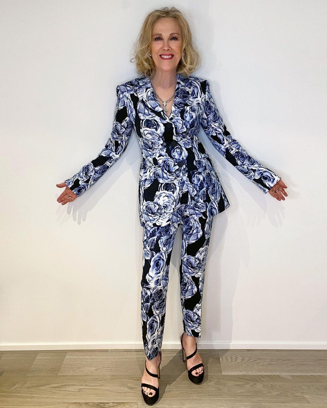 chuyen chua ke o Qua cau vang anh 8