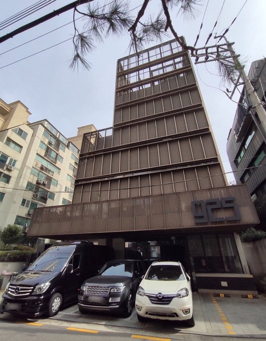 nha o cua Hyun Bin anh 4